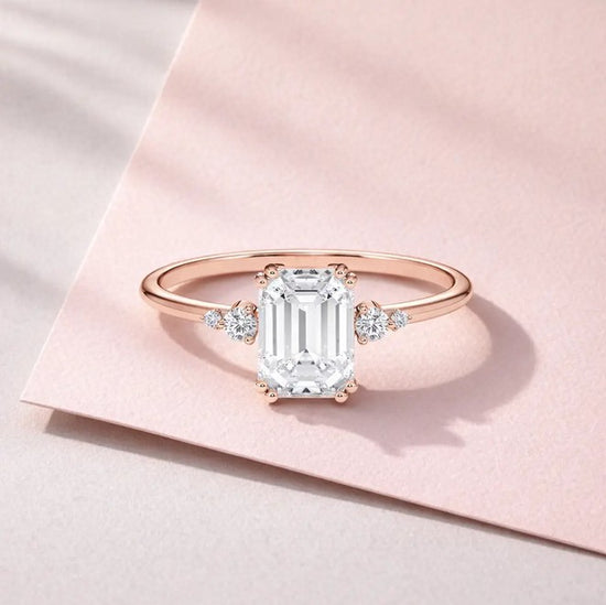 Verlobungsring Rosegold 585 mit Diamanten I BELLA EMERALD