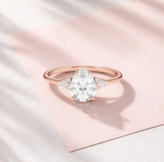Verlobungsring Rosegold 585 mit Diamanten I FIONA TROPFEN