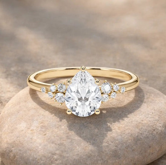 Verlobungsring Gelbgold 585 mit Diamanten I MIRA TROPFEN