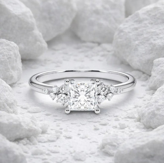 Verlobungsring Weißgold 585 mit Diamanten I MIRA PRINCESS