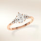 Verlobungsring MIRA TROPFEN Roségold 585 mit Diamant im Tropfenschliff & Seitendiamanten – Trauringmacher München & Freising