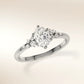 Verlobungsring MIRA OVAL Weißgold 585 mit ovalem Diamant & Seitendiamanten – Trauringmacher München & Freising