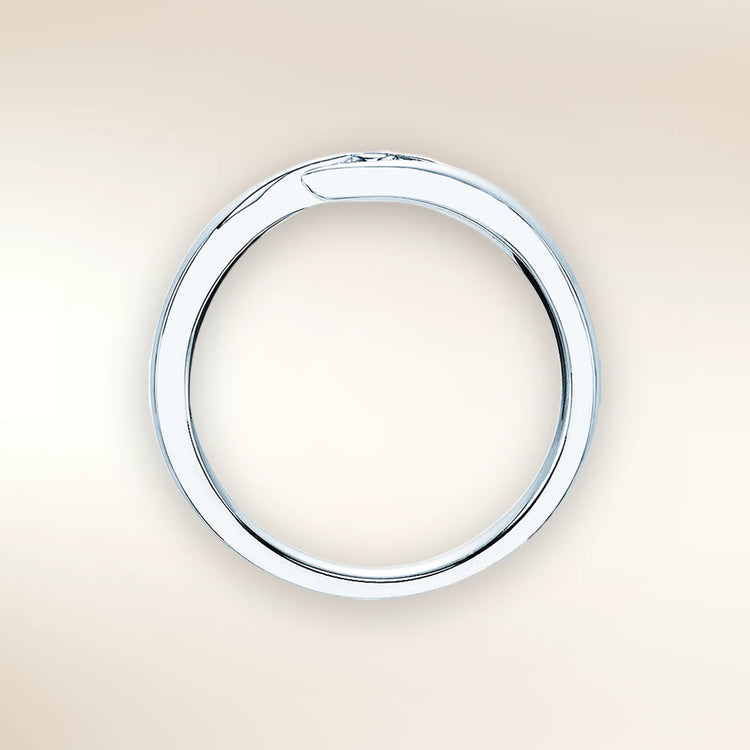 Verlobungsring TWIST Platin Seitenansicht, Blick durch die Ringschiene – Trauringmacher Freising & München