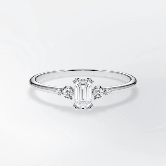 Verlobungsring Platin 950 mit Diamanten I BELLA EMERALD