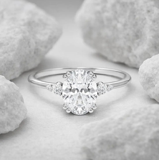 Verlobungsring Platin 950 mit Diamanten I BELLA OVAL