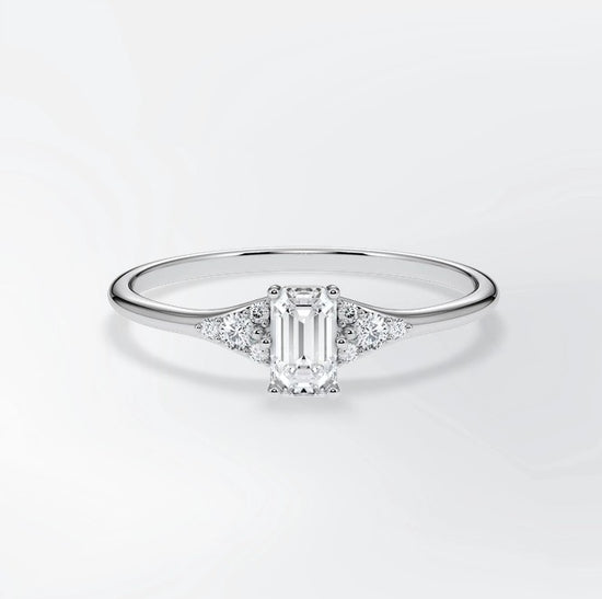 Verlobungsring Weißgold 585 mit Diamanten I FIONA EMERALD